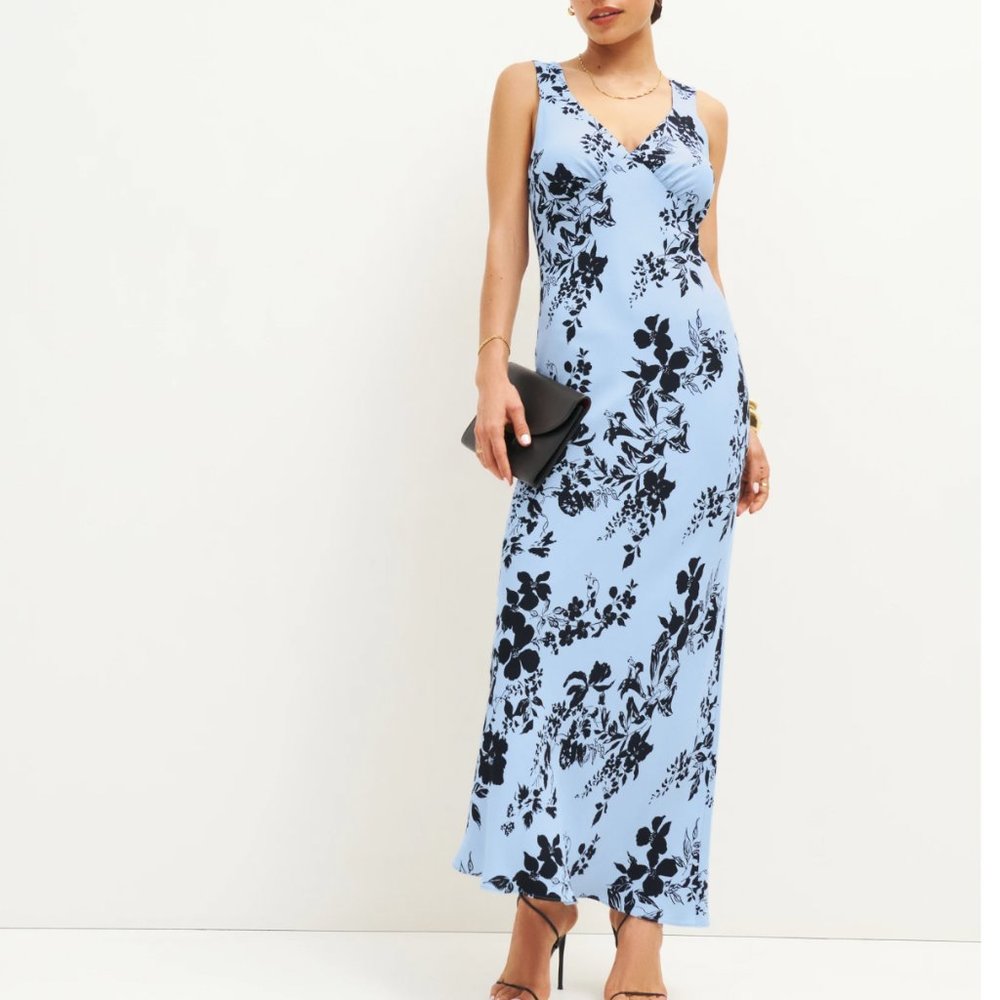 ✨SALE✨ Reformation Calvine Dress - Beatriz - Picture 2 of 8